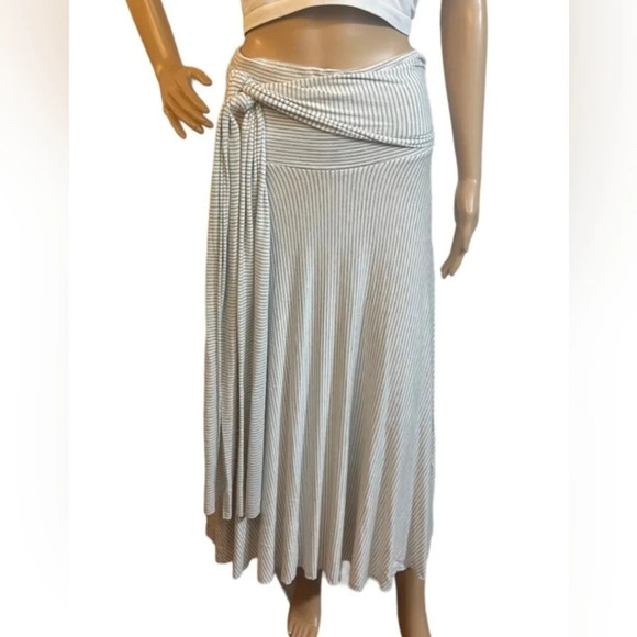 Elan Convertible Striped Maxi Skirt/Dress- wear it many ways! Small/medium - Picture 1 of 7